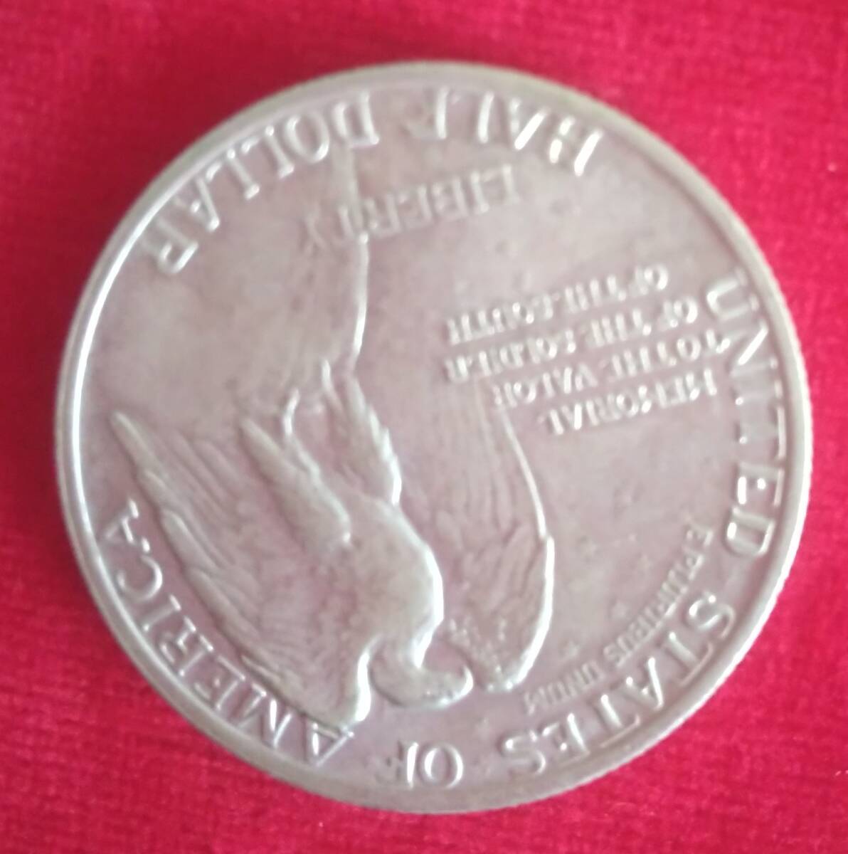 1925 アメリカ50セント銀貨 本物_画像2