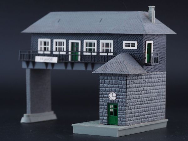 POLA structure signal place Brugge N gauge 