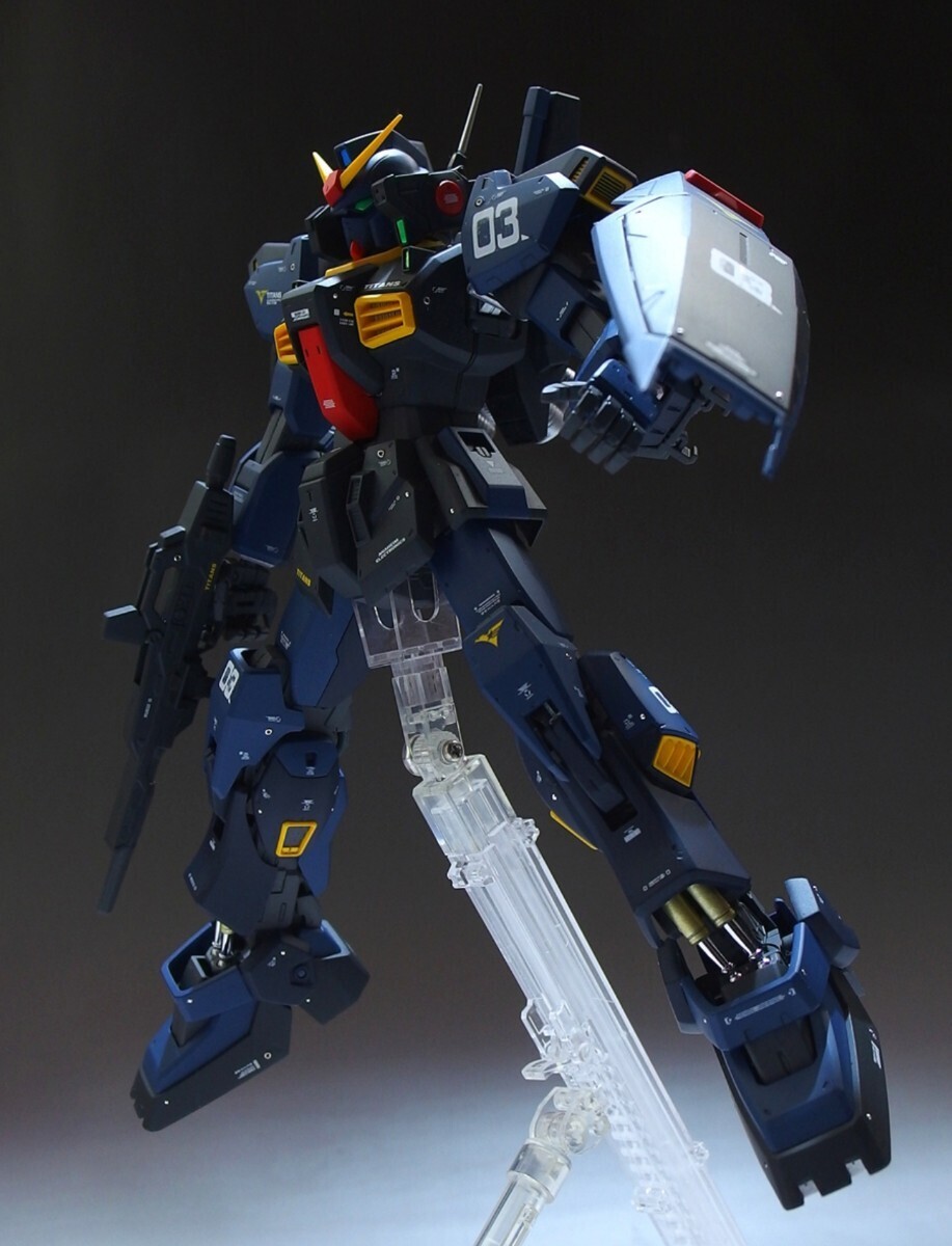 1/100 MG RX-178 ガンダムMk-2ティターンズ 塗装済完成品 プラモデル ガンプラ 機動戦士Zガンダム _画像5