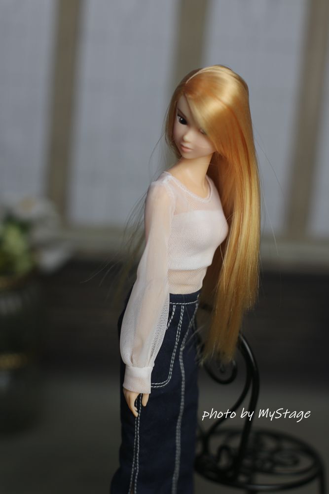 人形服msdr-24-165 ロング丈 タイトスカートと白いバルーンスリーブ 長袖tトップス（momoko/ジェニーなど1/6人形用）の画像5