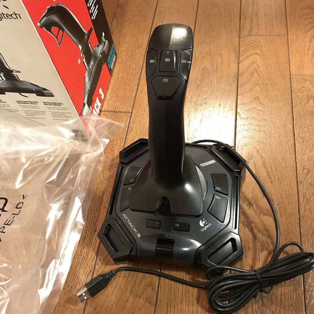 Logitech ATTACK 3 joystick 