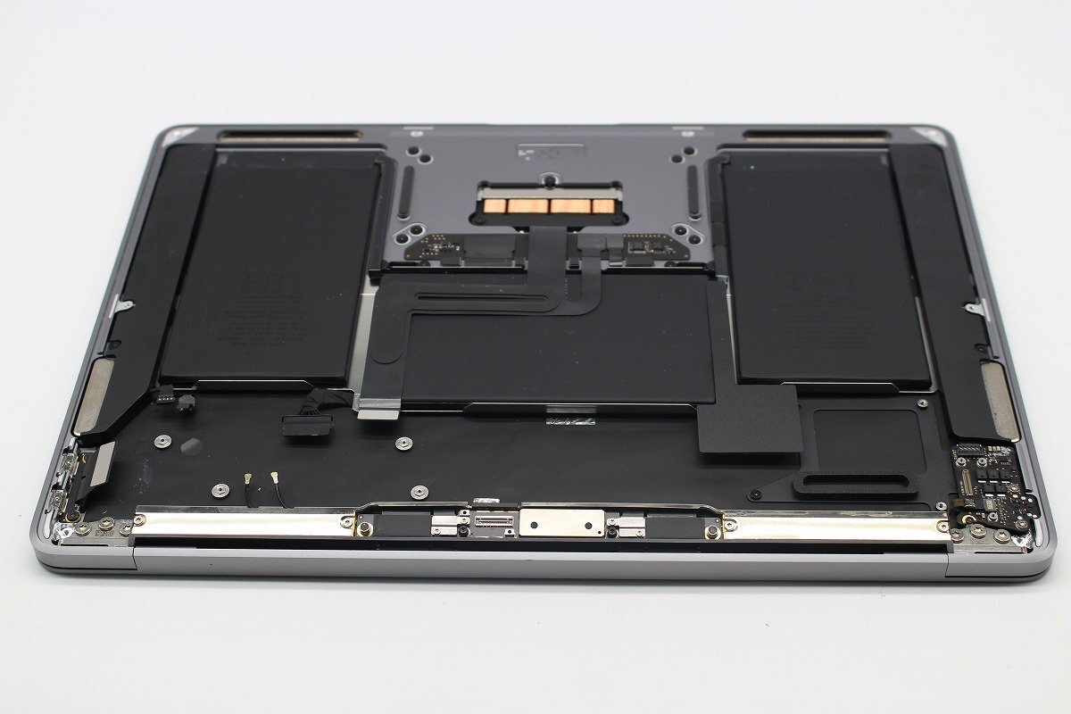 【JUNK】 1円スタート Apple MacBook Air A2337 ACアダプター ロジックボード欠品 通電・起動不可 パーツ取りに 【tkj-02243】_画像6