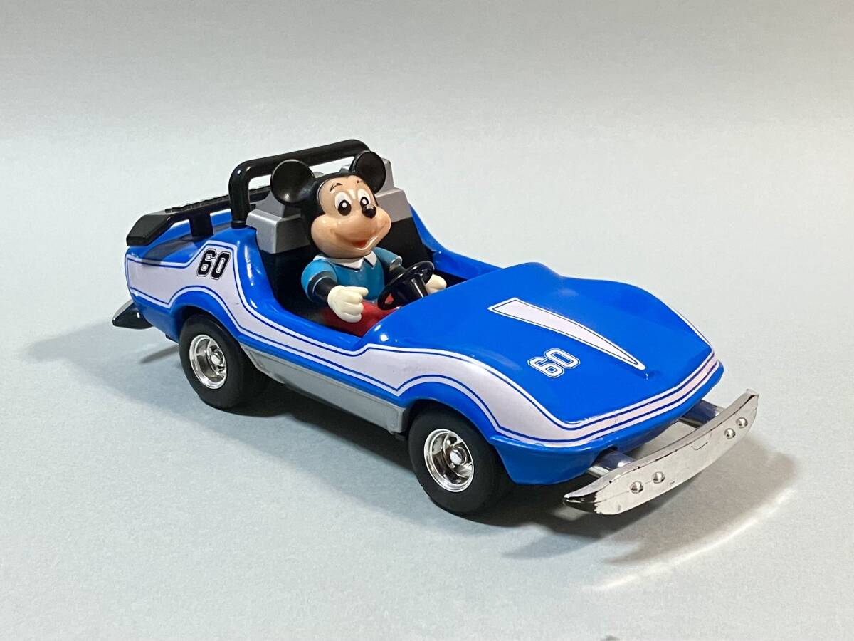 * Showa Retro Walt Disney Productions. 1980 годы первый период (..) Tokyo Disney Land Mickey Mouse жестяная пластина / pra pull-back машина : автомобиль 