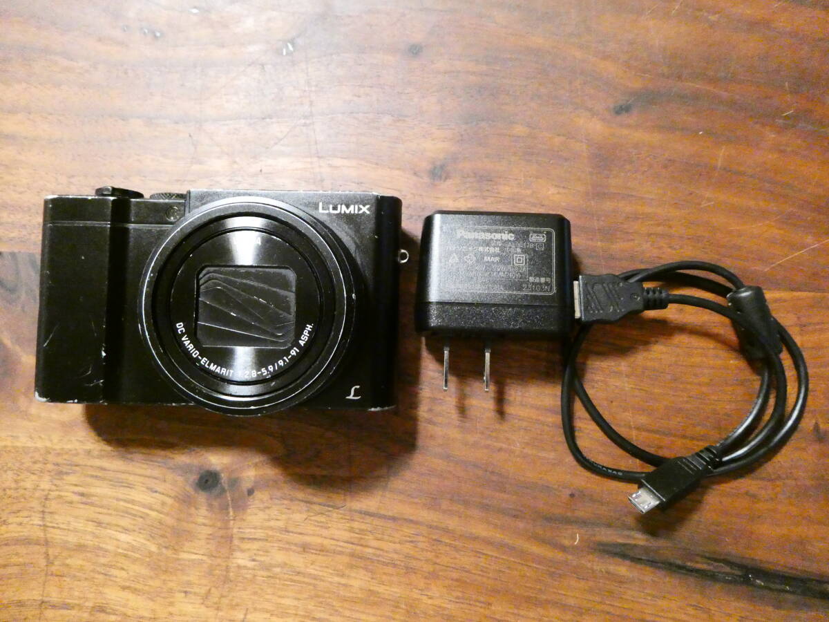 Panasonic LUMIX DMC-TX1 本体　コンパクトデジタルカメラ　パナソニック　ルミックス　デジカメ_画像1