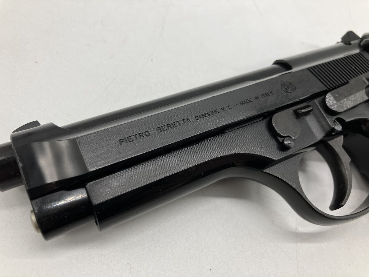 4m77 必見 ! PIETRO BERETTA MADE IN ITALY MODEL 92 SB CAL.9 parabellum MFG ACG SUZUKI モデルガン SPG 中古品 現状品 !_画像3