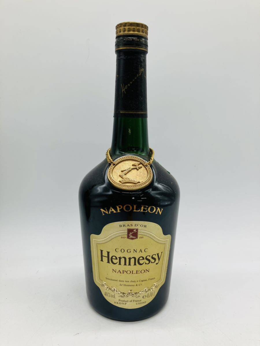 fs3 必見! Hennessy NAPOLEON 700ml 40% ヘネシー ナポレオン コニャック ブランデー 古酒 未開栓 現状品 !の画像1