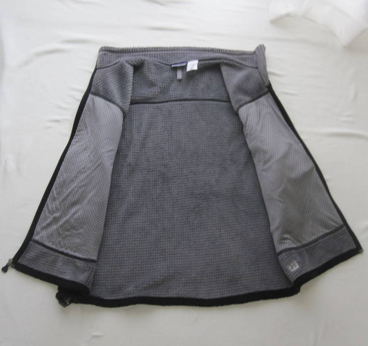 04 パタゴニア R4 ベスト (XL) / patagonia ビンテージ レトロ 04 パタゴニア R4 ベスト (XL) / patagonia ビンテージ レトロ