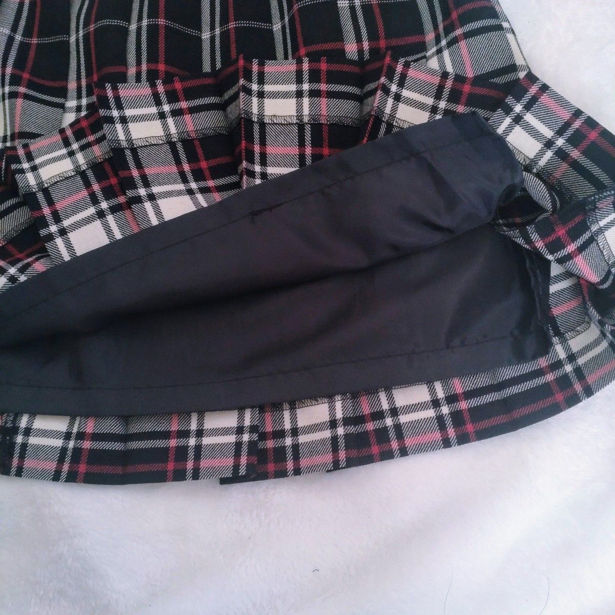 EASTBOY　イーストボーイ　プリーツスカート　チェック柄　11号　黒×白×ピンク　スクールスカート　
