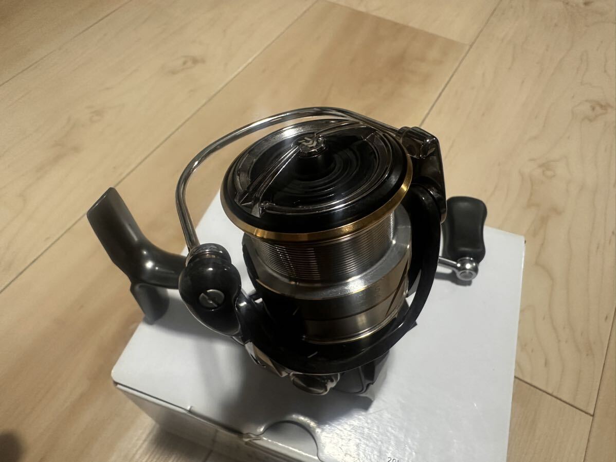 DAIWA ダイワ ルビアス FCLT 2500S 中古品_画像4