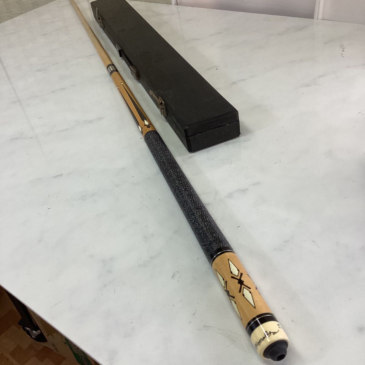 ビリアード キュー ケース付き 趣味 スポーツ 記名記載あり(U61 ビリアード キュー ケース付き 趣味 スポーツ 記名記載あり(U61