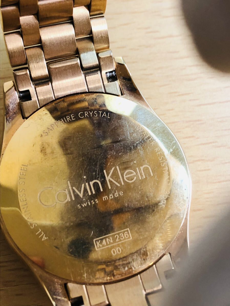 ! calvin klein Calvin Klein K4N236 кварц мужские наручные часы разряженная батарея ремень : Gold бренд б/у текущее состояние товар 