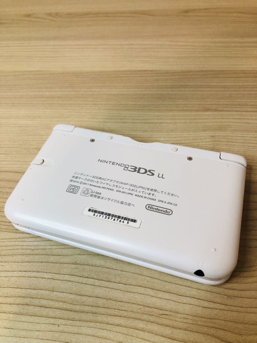 ♪ ニンテンドー Nintendo 3DSLL 本体のみ ホワイト 任天堂 SPR-001 初期化/通電確認済み_画像2