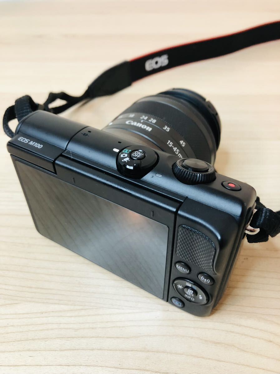 ● CANON キャノン EOS M100 15-45mm レンズ付き デジカメ ミラーレス一眼 通電確認済み_画像2