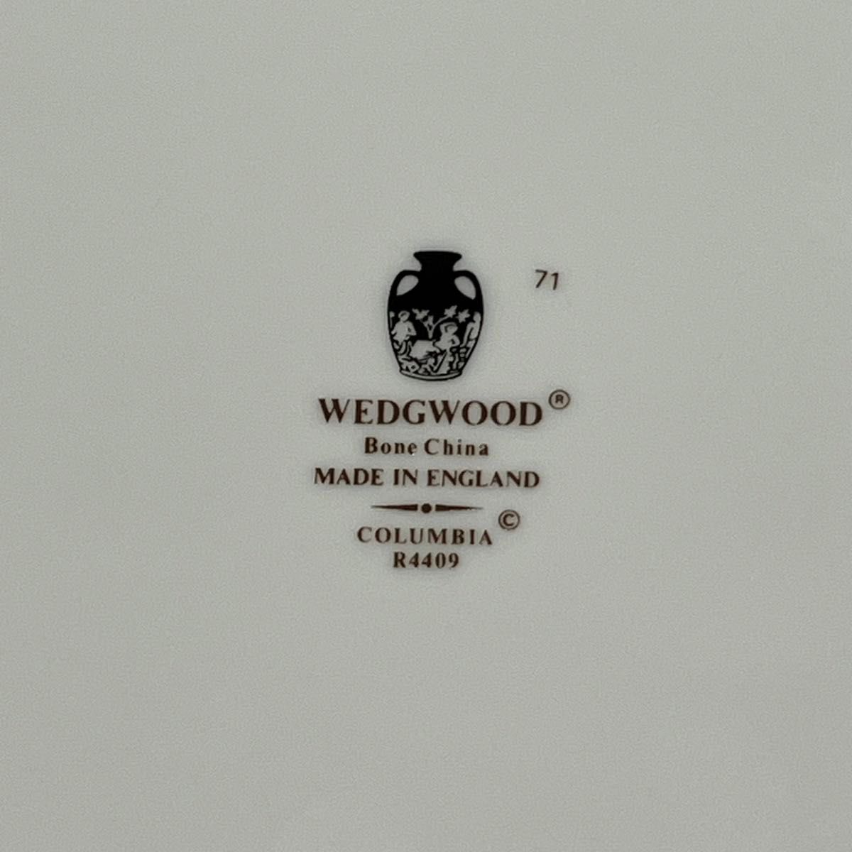 ウェッジウッド WEDGWOOD プレート コロンビアセイジグリーン　角皿 大皿 ブレッド&バタープレート  BBプレート　