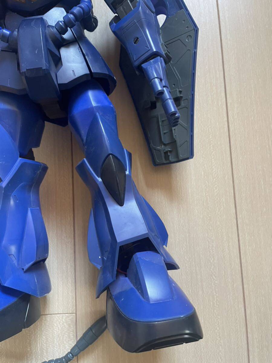 機動戦士ガンダム　組立済 ジャンクパーツ取りバンダイ HY2M 1/60 グフ ハイパーハイブリッドモデル グロリアスシリーズ 希少レア_画像3