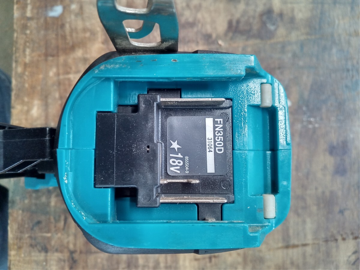 [ Junk ] Makita заряжающийся поверхность дерево гвоздь удар . машина FN350D неподвижный товар снятие деталей 