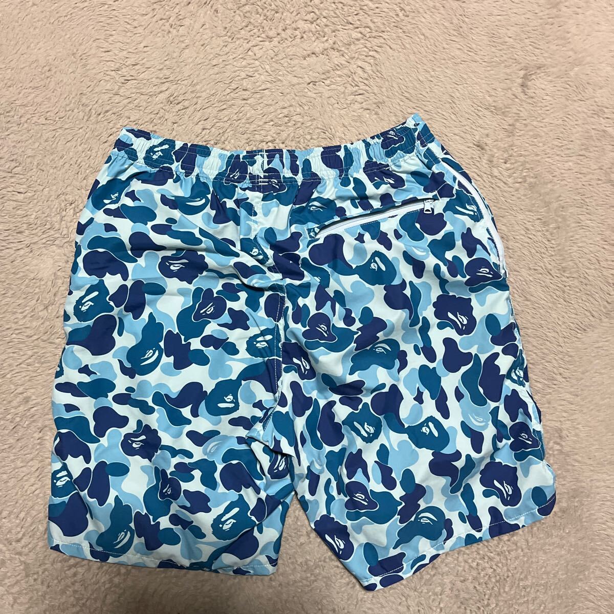 A BATHING APE BAPE KAWS ABC CAMO BLUE SHORTS ショーツ　ハーフパンツ　ブルー　 M ナイロン　パンツ　迷彩　sta BABY MILO shark_画像2