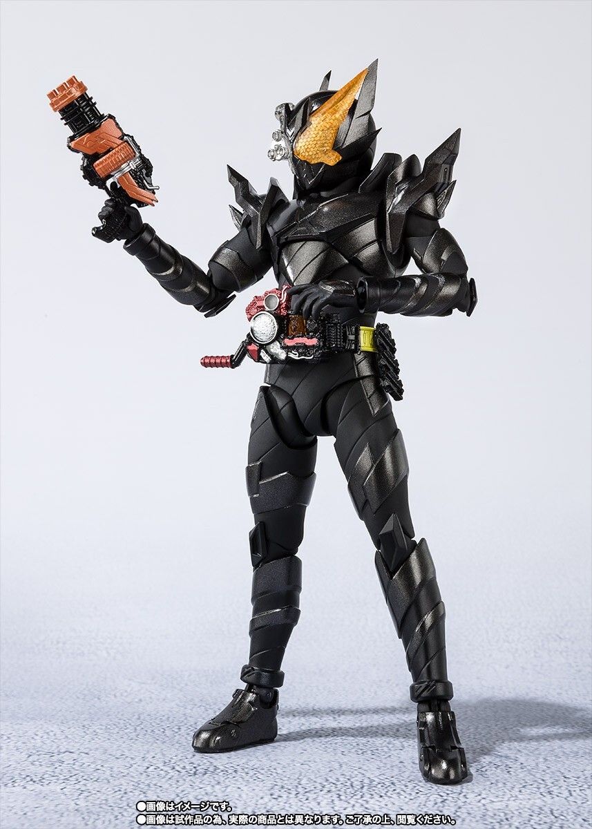 S.H.Figuarts 仮面ライダービルド ラビットタンクハザードフォーム_画像4