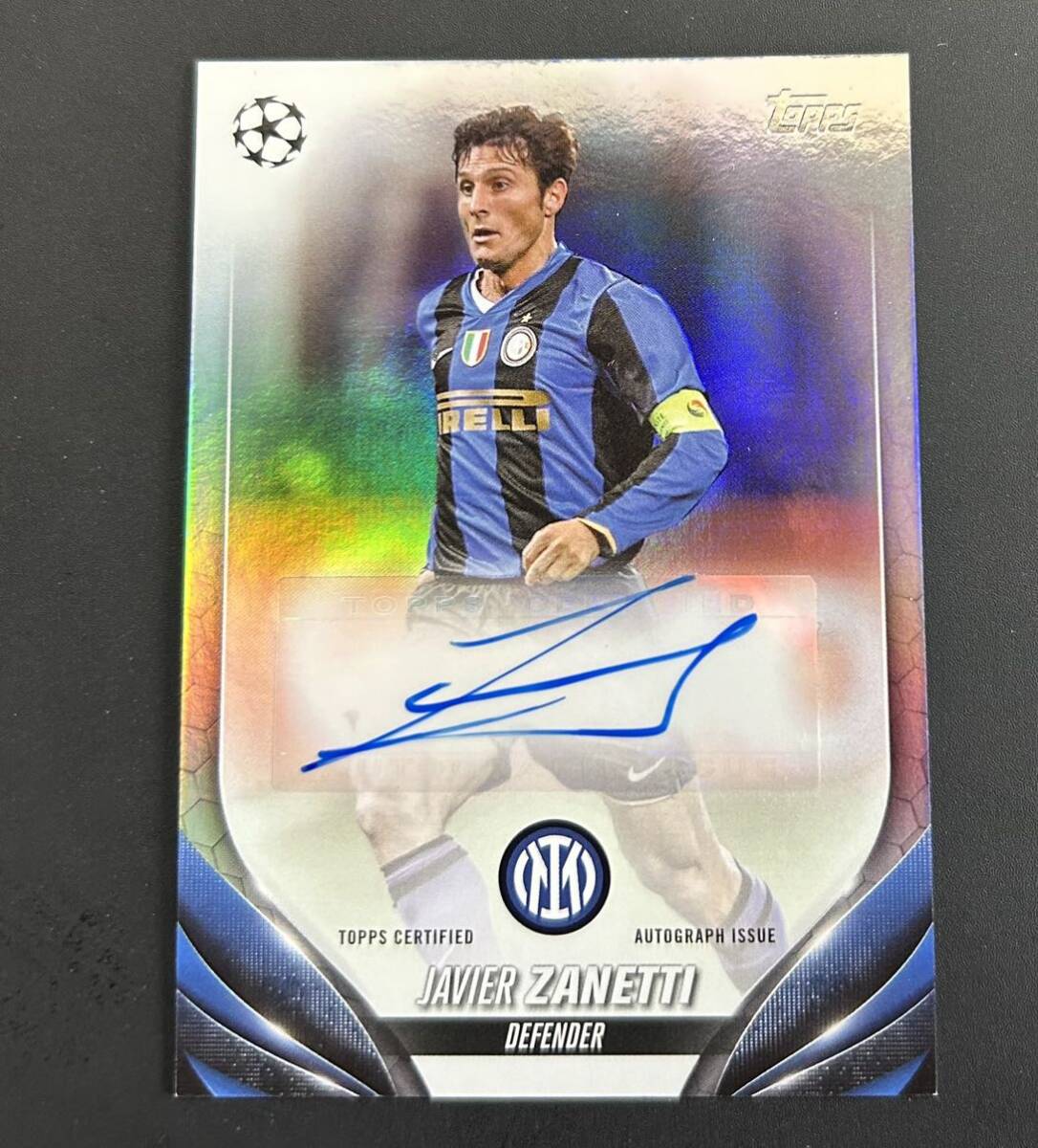 2023-24 Topps Soccer Javier Zanetti FC Internazionale Milano Auto A-JZ UEFA Club Competitionsの画像1