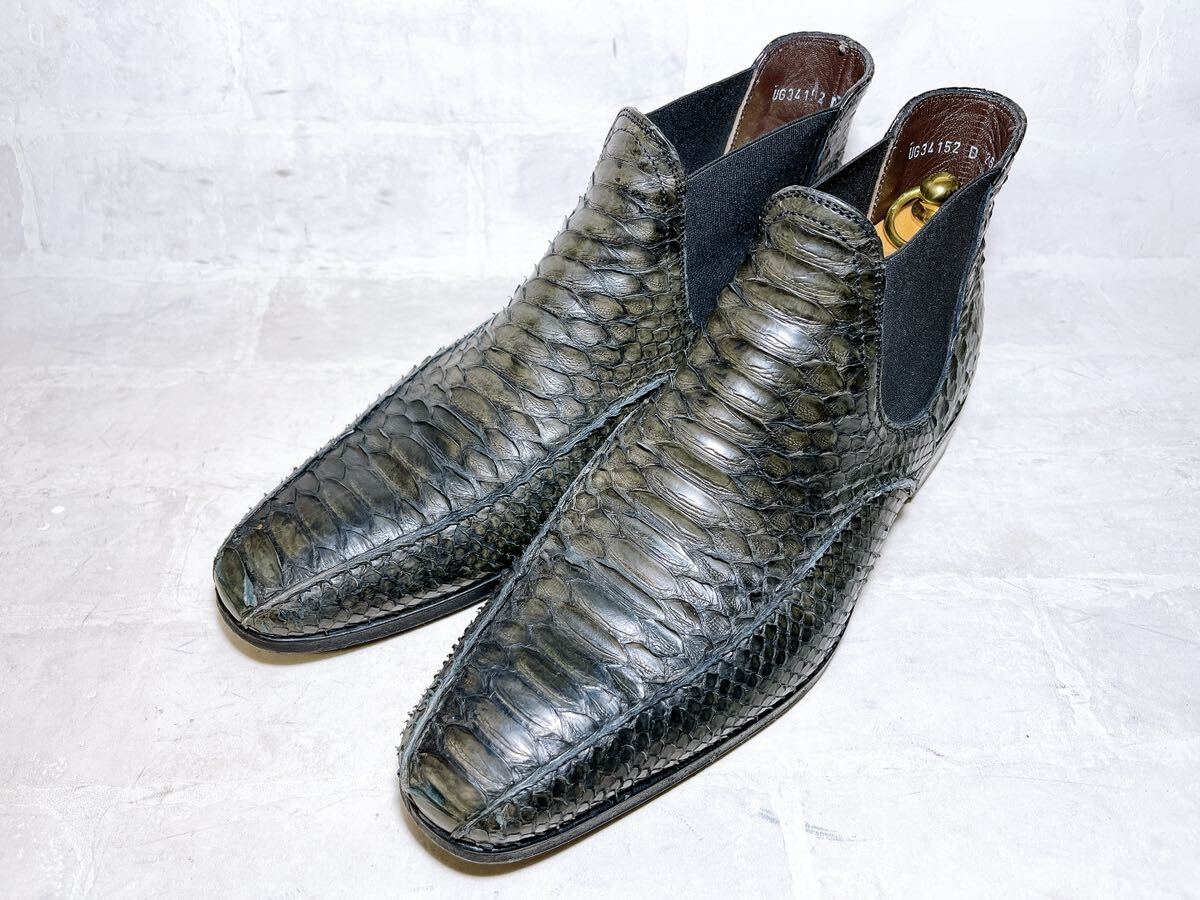 貴重!!【美品】サルヴァトーレフェラガモ 高級 リアルパイソン 蛇革 サイドゴアブーツ グレー系 US7.5EE（約25.5cm）イタリア製高級靴