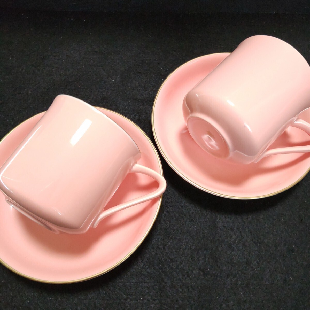 香蘭社 食器 2点セット れんげ草 ピンク ペアカップ&ソーサー 蓋物 キャンディーポットの画像3