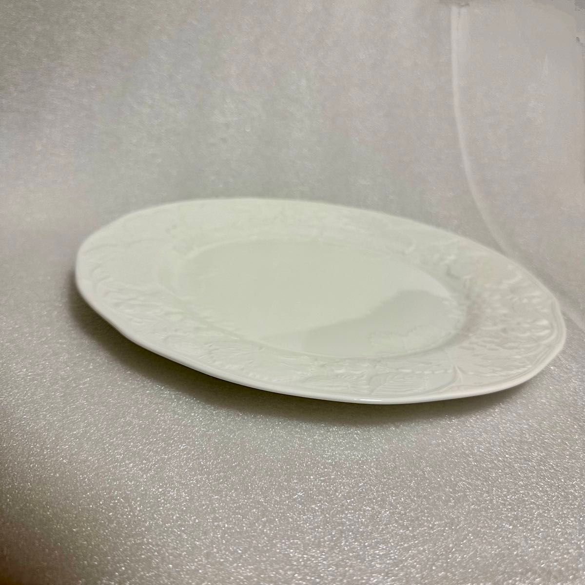 WEDGEWOOD ウェッジウッド Bone China STRAWBERRY & VINE 29cm WEDGEWOOD ウェッジウッド Bone China STRAWBERRY & VINE 29cm