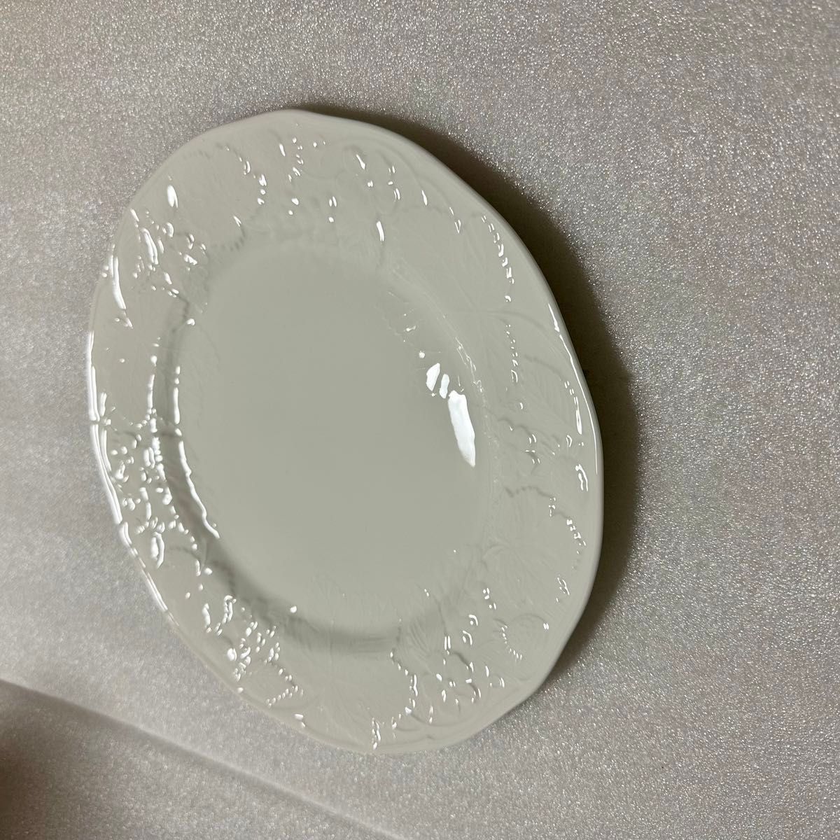 WEDGEWOOD ウェッジウッド Bone China STRAWBERRY & VINE 29cm WEDGEWOOD ウェッジウッド Bone China STRAWBERRY & VINE 29cm