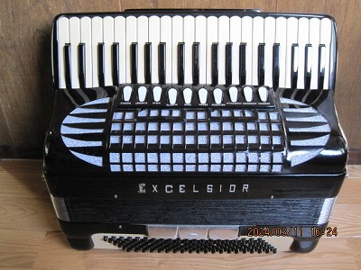 EXCELSIOR Professional MODEL 911myu Z accordion greatly price cut 