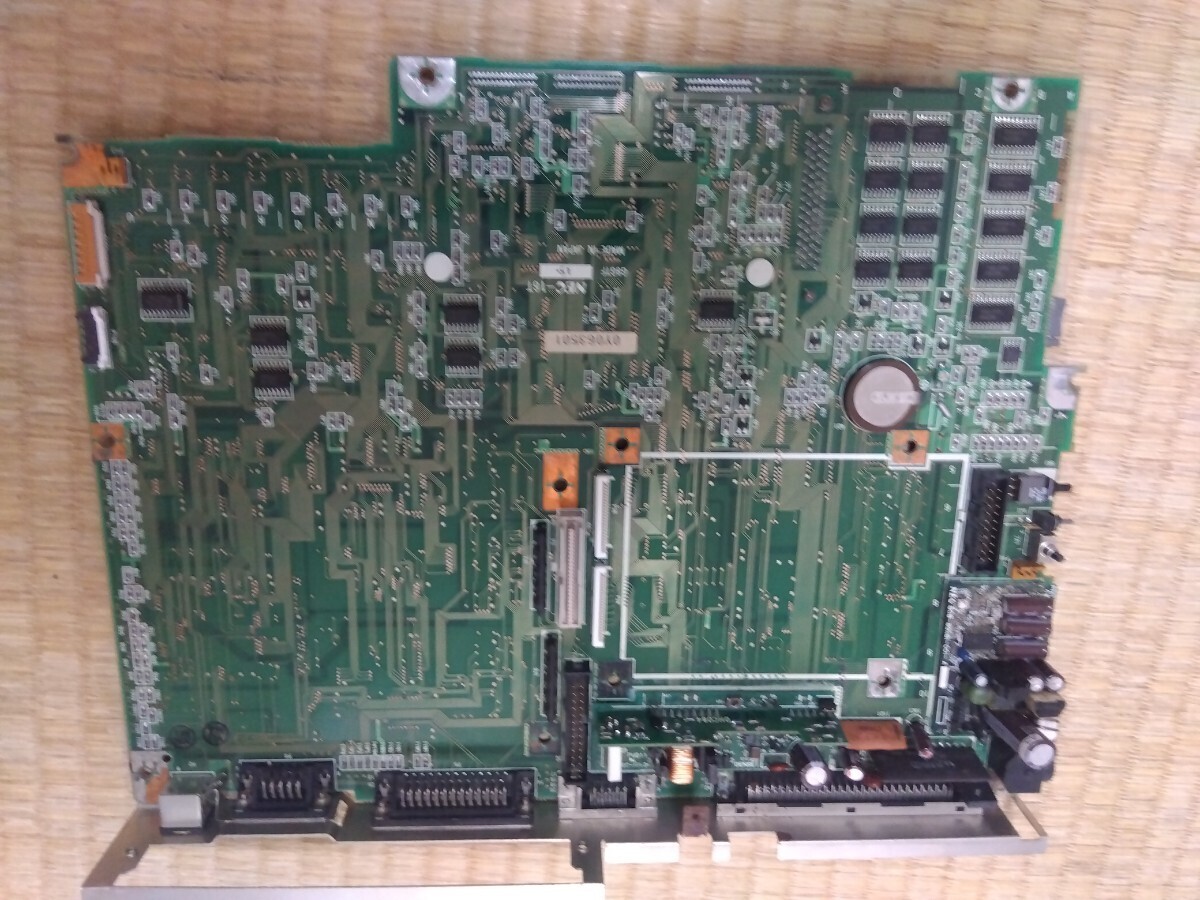 送料無料　ジャンク　PC-9801nsとns/t マザーボードとacアダプター２個_画像1