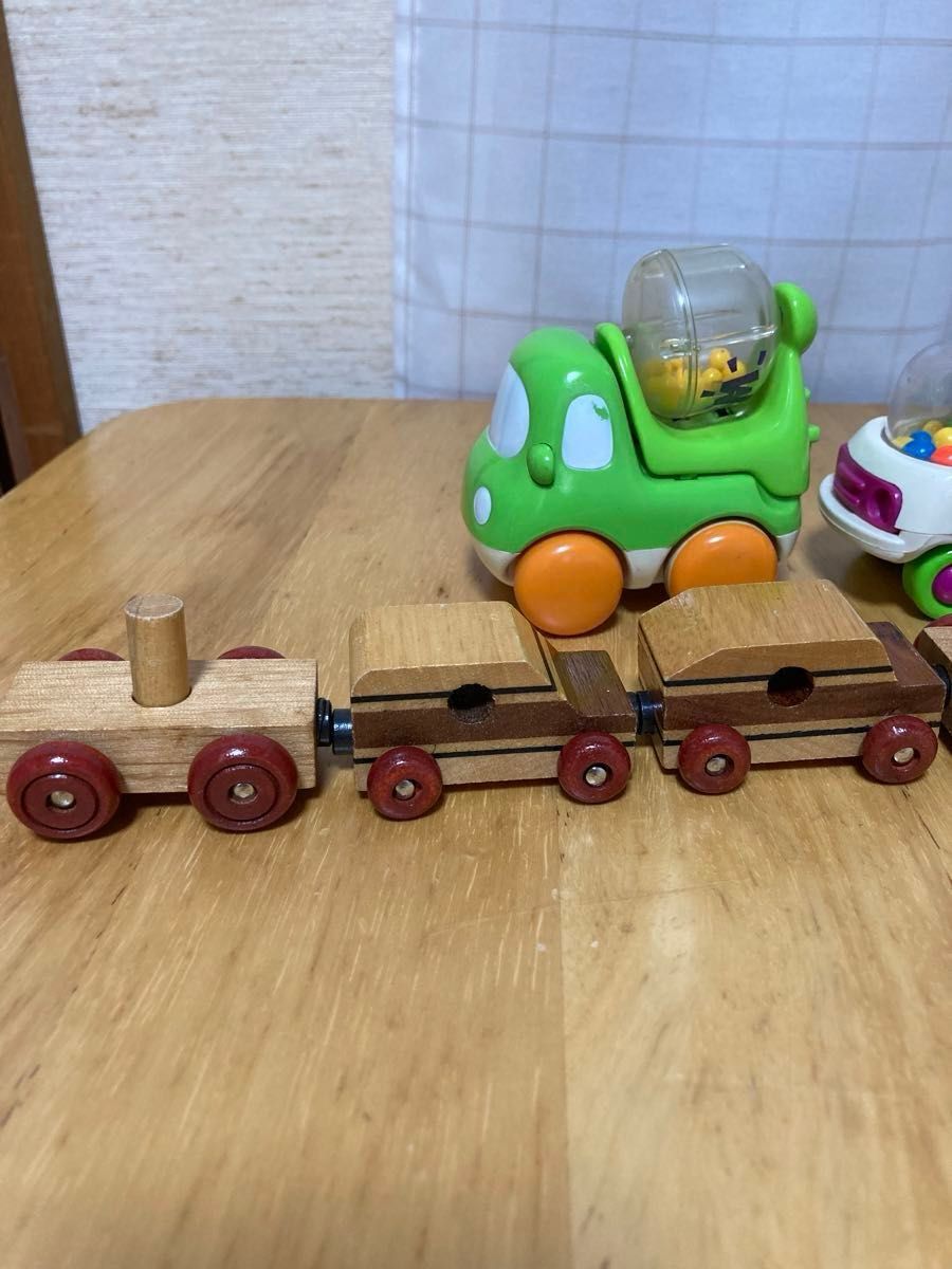 おもちゃ ミニカー　電車　ミキハウスワーゲン　レア玩具