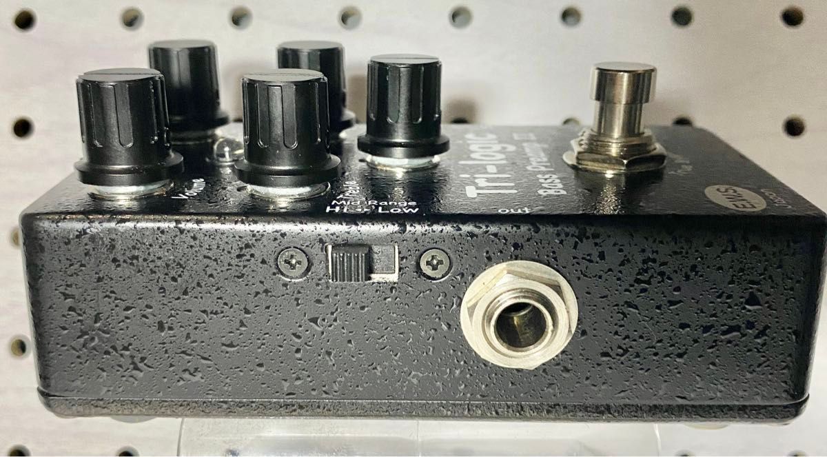 Tri-logic Bass Preamp 2  EWS トリロジック 【生産終了 品】エフェクター 原音重視プリアンプ