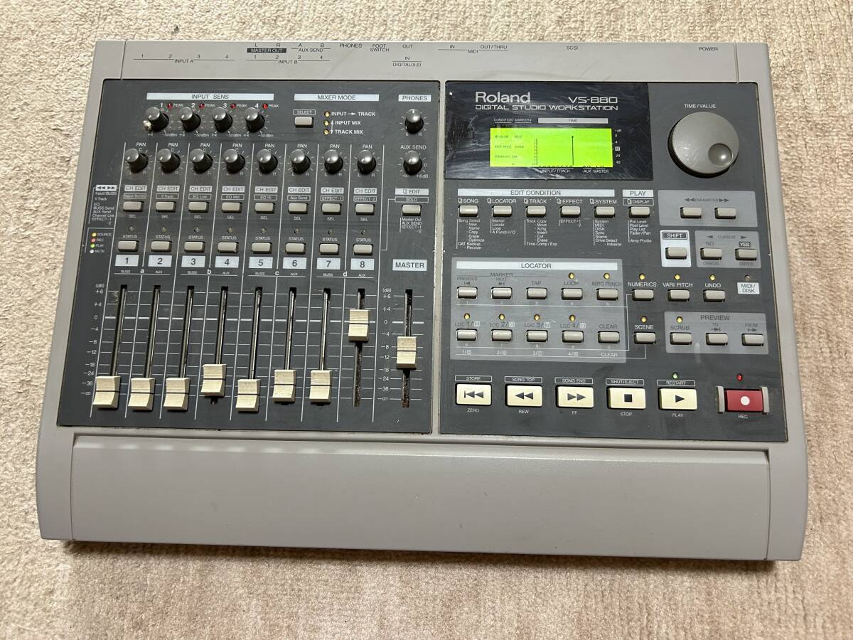 Roland VS-880 Junk 