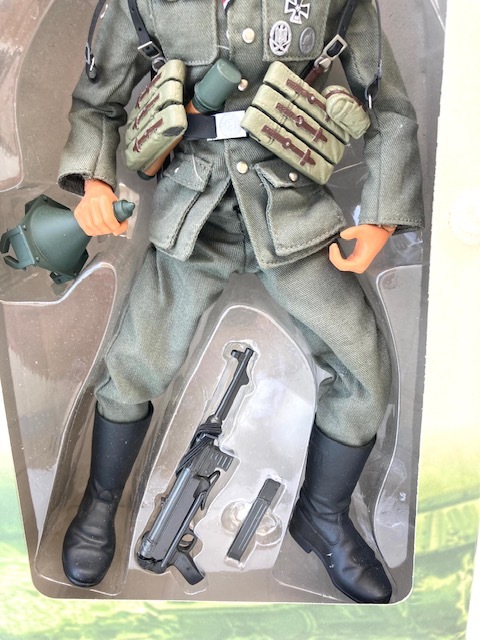 DRAGON社製　第2次世界大戦　1/6 ドイツ軍　兵士　Gerhard　完品_画像4