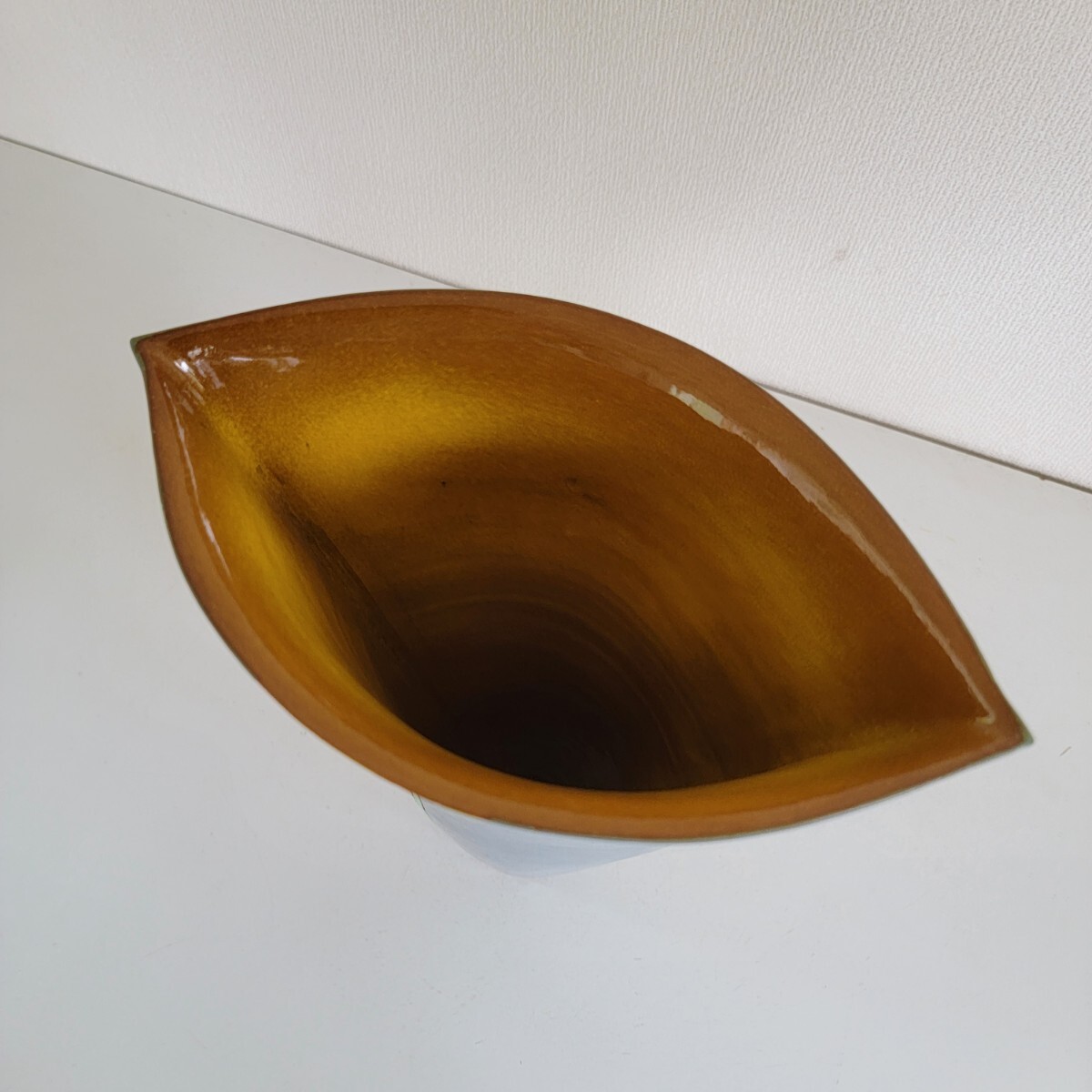 Bibian 比比昂- 華善作いけばな池坊作家陶器華道師範所蔵品 Bibian 比比昂- 華善作いけばな池坊作家陶器華道師範所蔵品