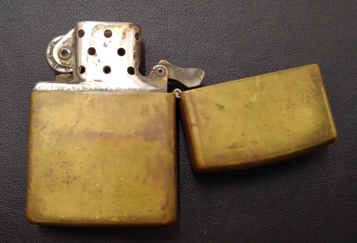 【10343N】 1円出品 ジッポ ジッポー ZIPPO 動作未確認 着火未確認 SOLID BRASS ソリッドブラス ライター ジャンク 現状品 2点まで同梱可_画像8