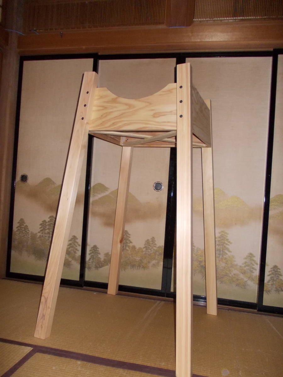 12250円 弓道具 巻藁台 新品 脚はヒノキ 工場直送 本職の一品 12250円 弓道具 巻藁台 新品 脚はヒノキ 工場直送 本職の一品