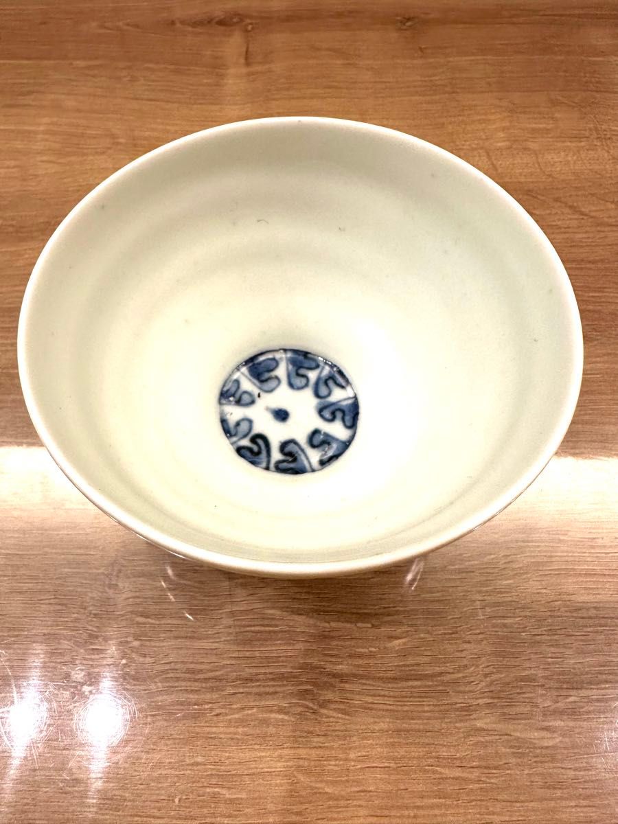 新品/韓国ソウル チョウンスク・ギャラリー 陶磁器白磁作家イ 新品/韓国ソウル チョウンスク・ギャラリー 陶磁器白磁作家イ