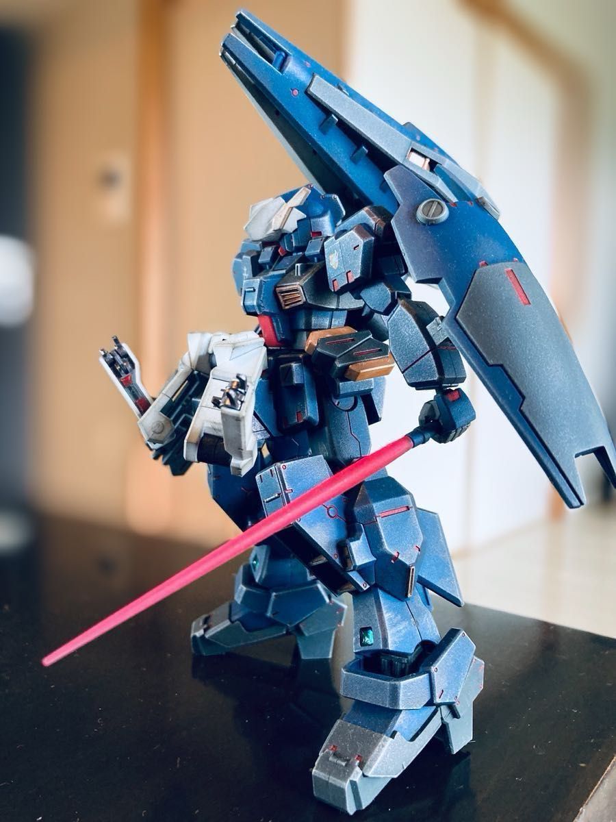 HG アドバンスドヘイズル　ガンプラ完成品