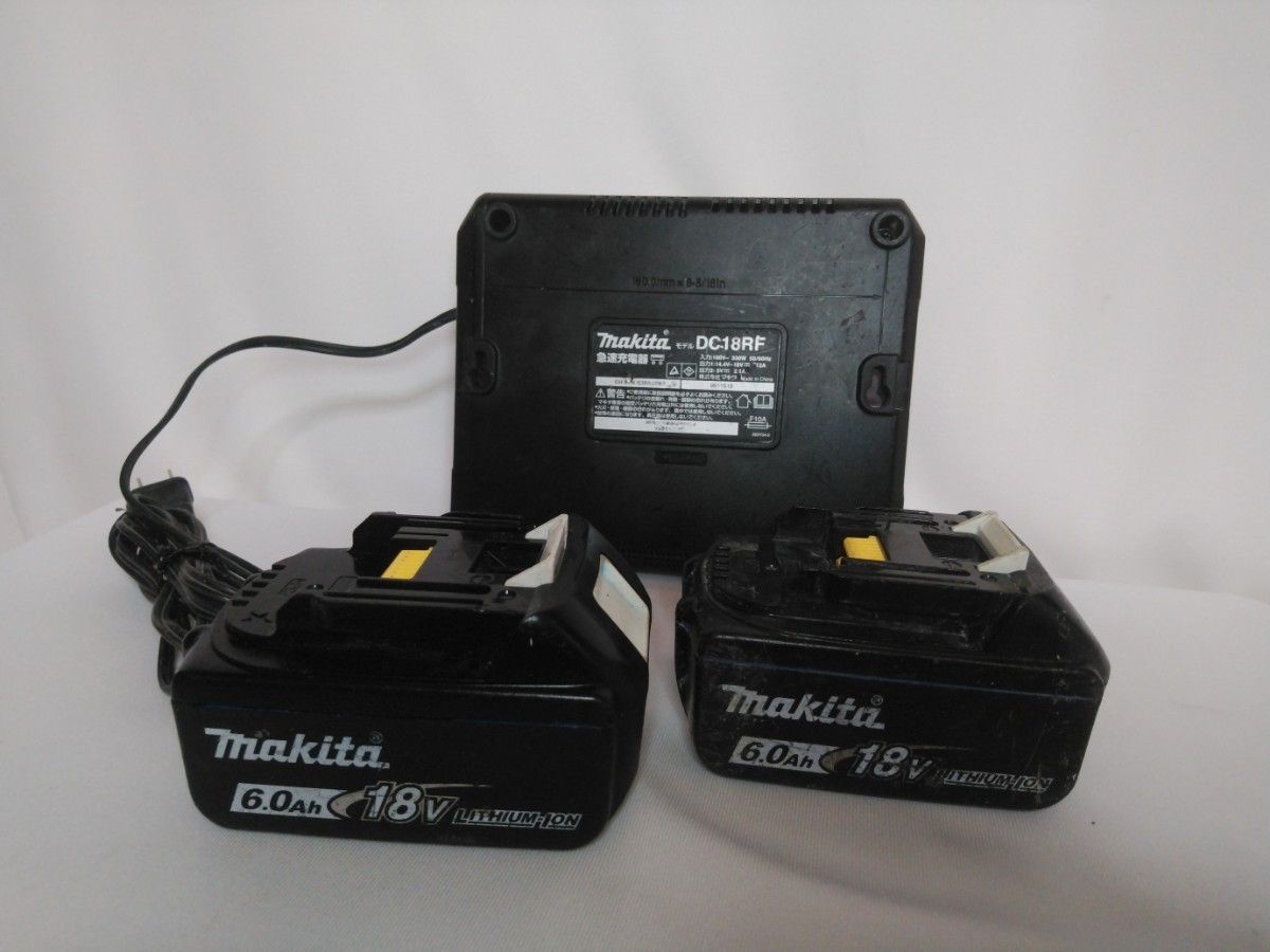 即日発送　中古品　Makita　国内純正品　完動品　急速充電器　DC18RF　バッテリー BL1860B　×2　ケース付