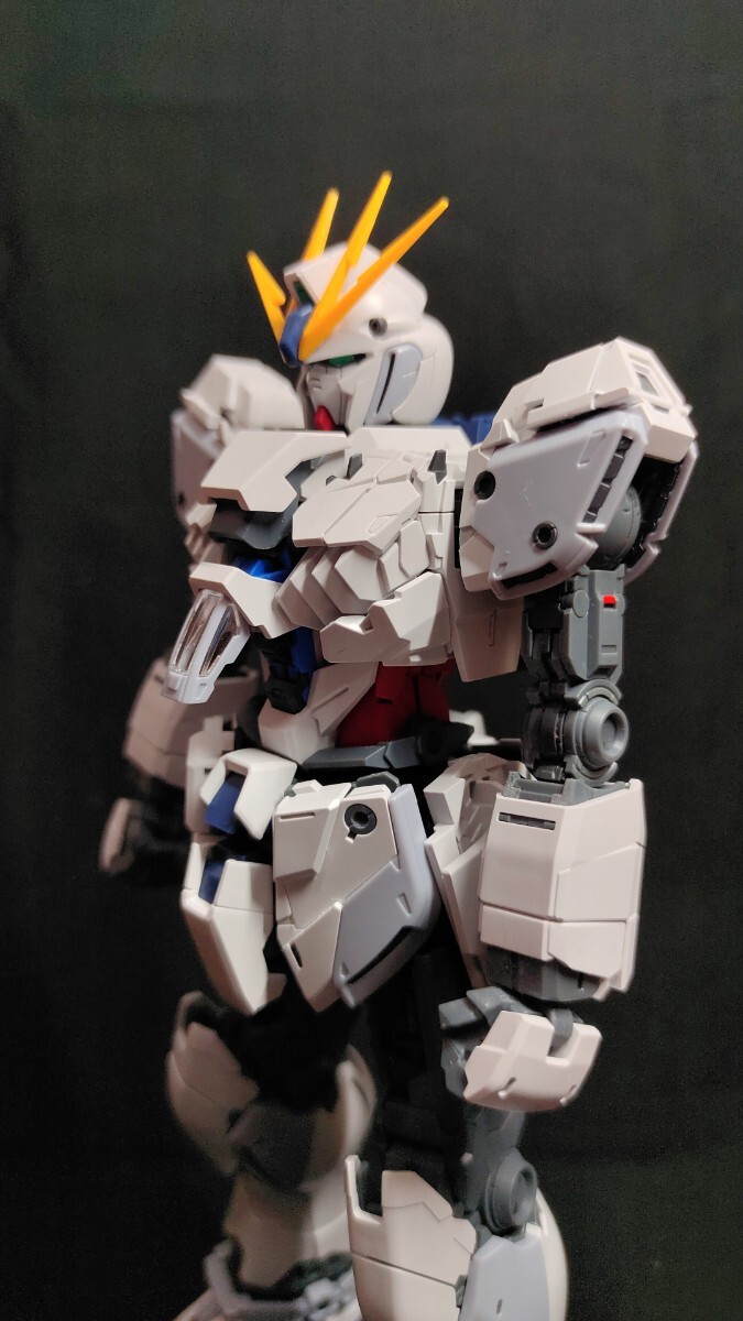 ＭＧ ナラティブガンダム Ｃ装備 Ver.Ka 素組み 部分塗装 完成品 _画像7