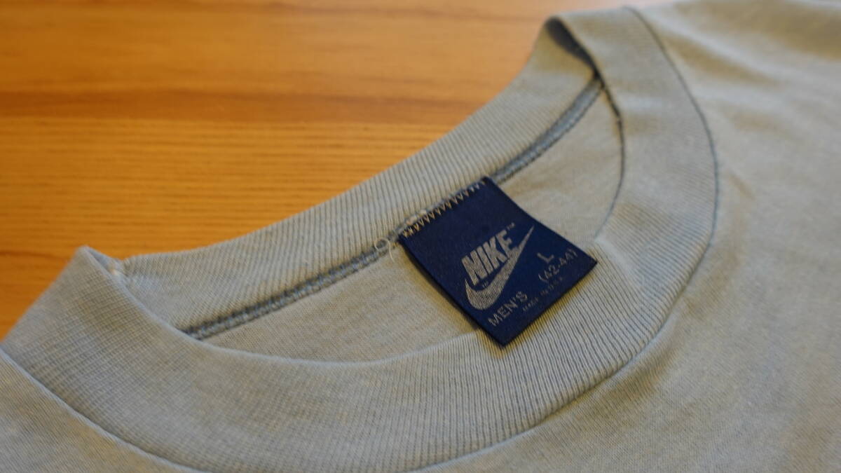 ⑯80s USA製 スカイブルーLサイズ ビンテージ 80年代 紺タグ アメリカ製 ナイキ サッカー ロゴプリント 半袖 Tシャツ オリジナル の画像3