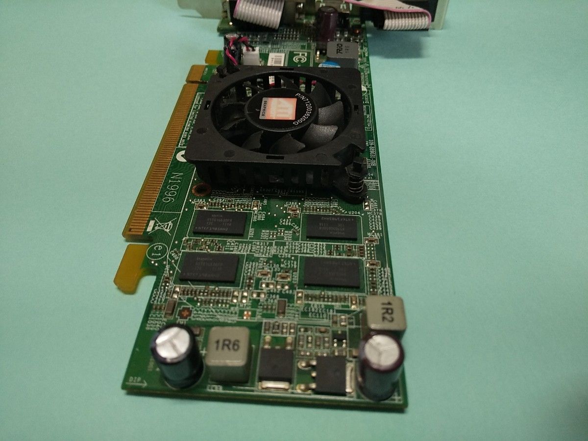 Radeon  HD5450 1G 動作品 ロープロファイル PCI-Express 64bit