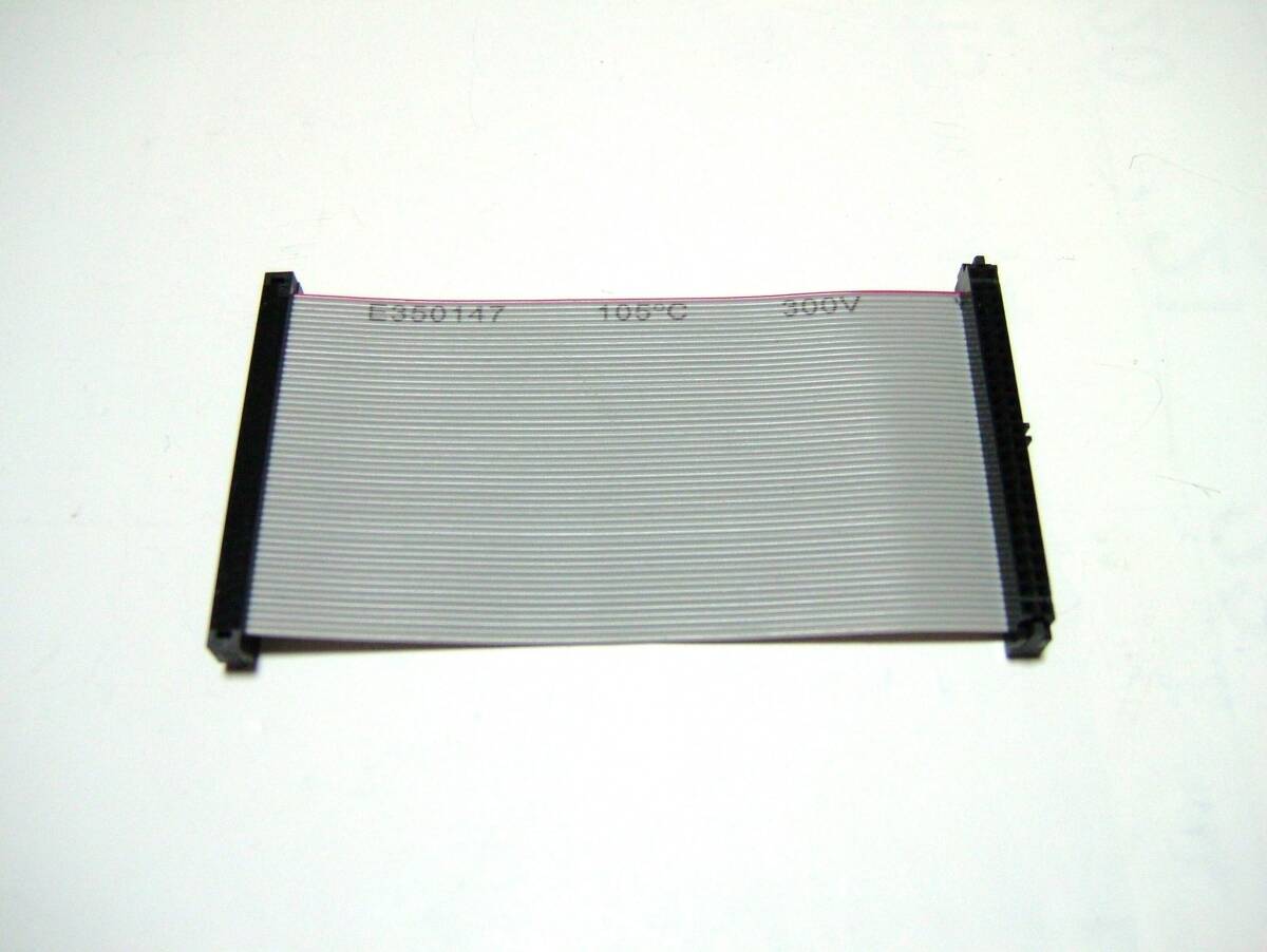 X68000 compact用 内蔵SCSIインターフェース基板一式 (即決オマケ 2.5-＞3.5インチ変換アダプタ)_ミリピッチフラットケーブル