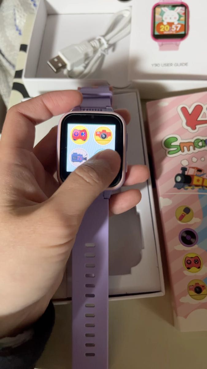 (KIDS)子供用smartwatch 画面フィルム付いてます。 