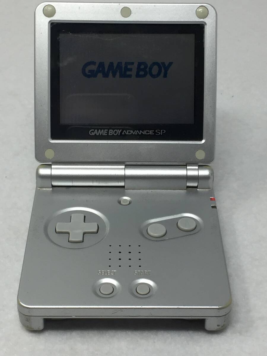 GY-574 動作品 ニンテンドー GBA SP ゲームボーイアドバンスSP シルバー 任天堂 本体のみ レトロ 希少_画像3