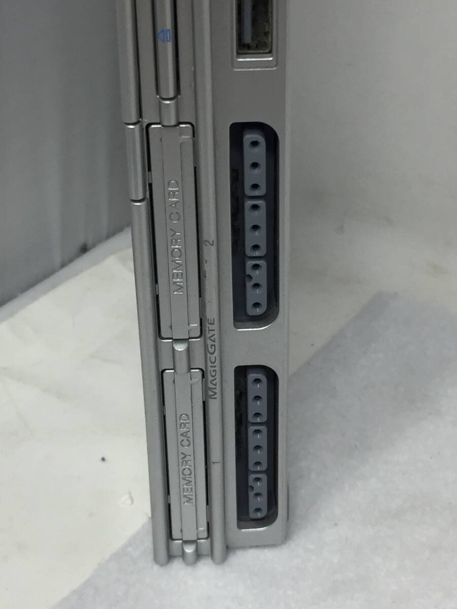 GY-700 動作品 PlayStation2本体 SCPH-75000 シルバー 薄型 SONY PS2 箱なし_画像6
