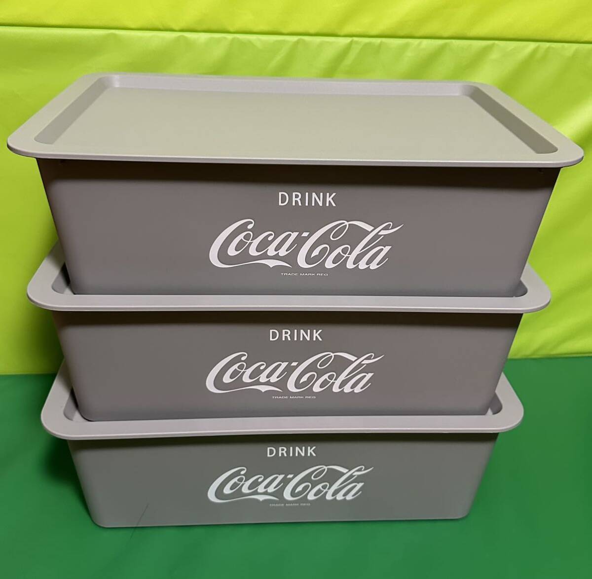 未使用 コカ コーラ フタ付き スクエア 収納 BOX 浅型 3個セット プラスチック バスケット ボックス Coca - Cola_画像1