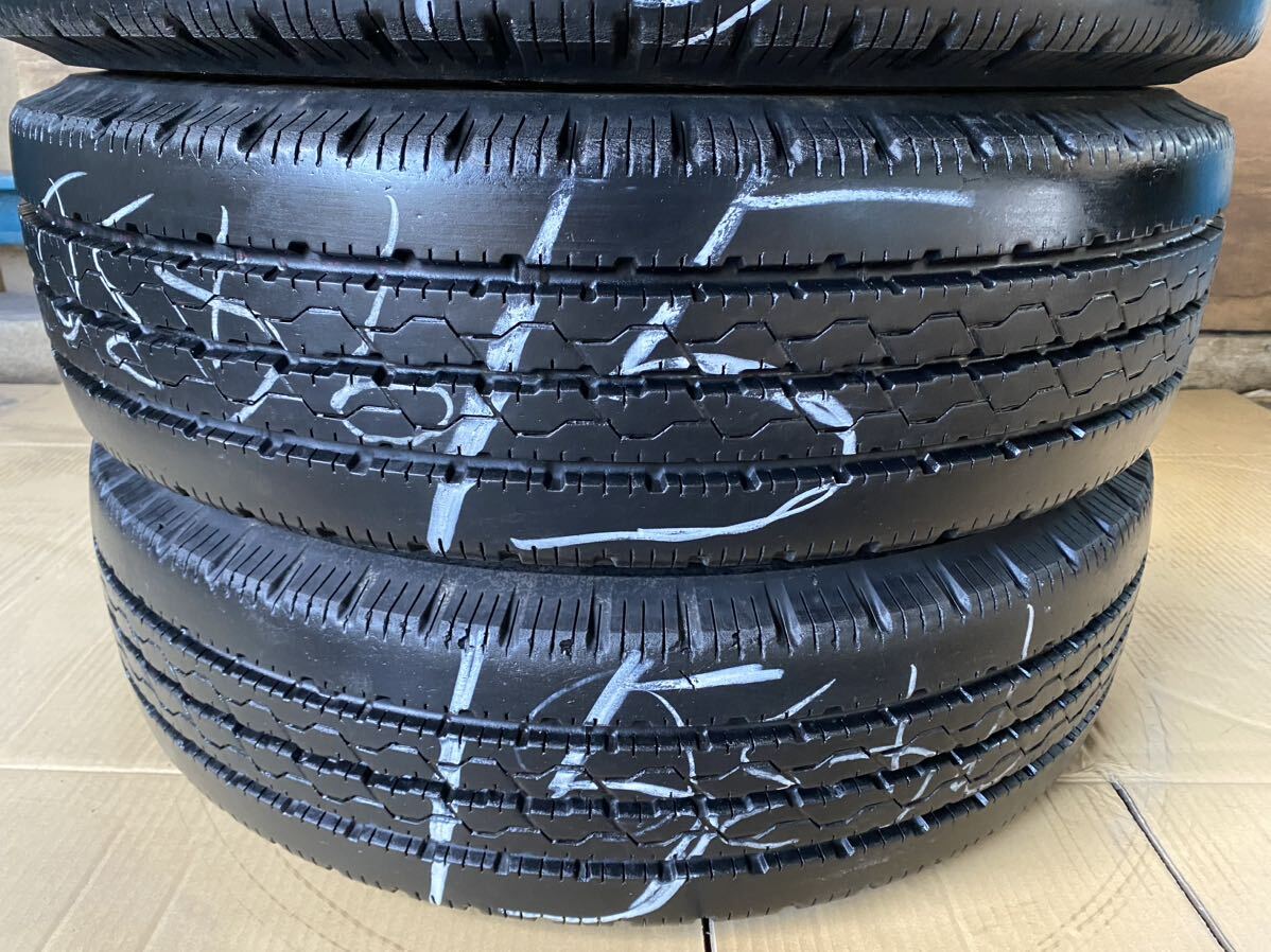 送料無料 205/70R17.5 115/113 L LT ブリヂストン R205 2015年製 BRIDGESTONE タイヤ 4本セット_画像5