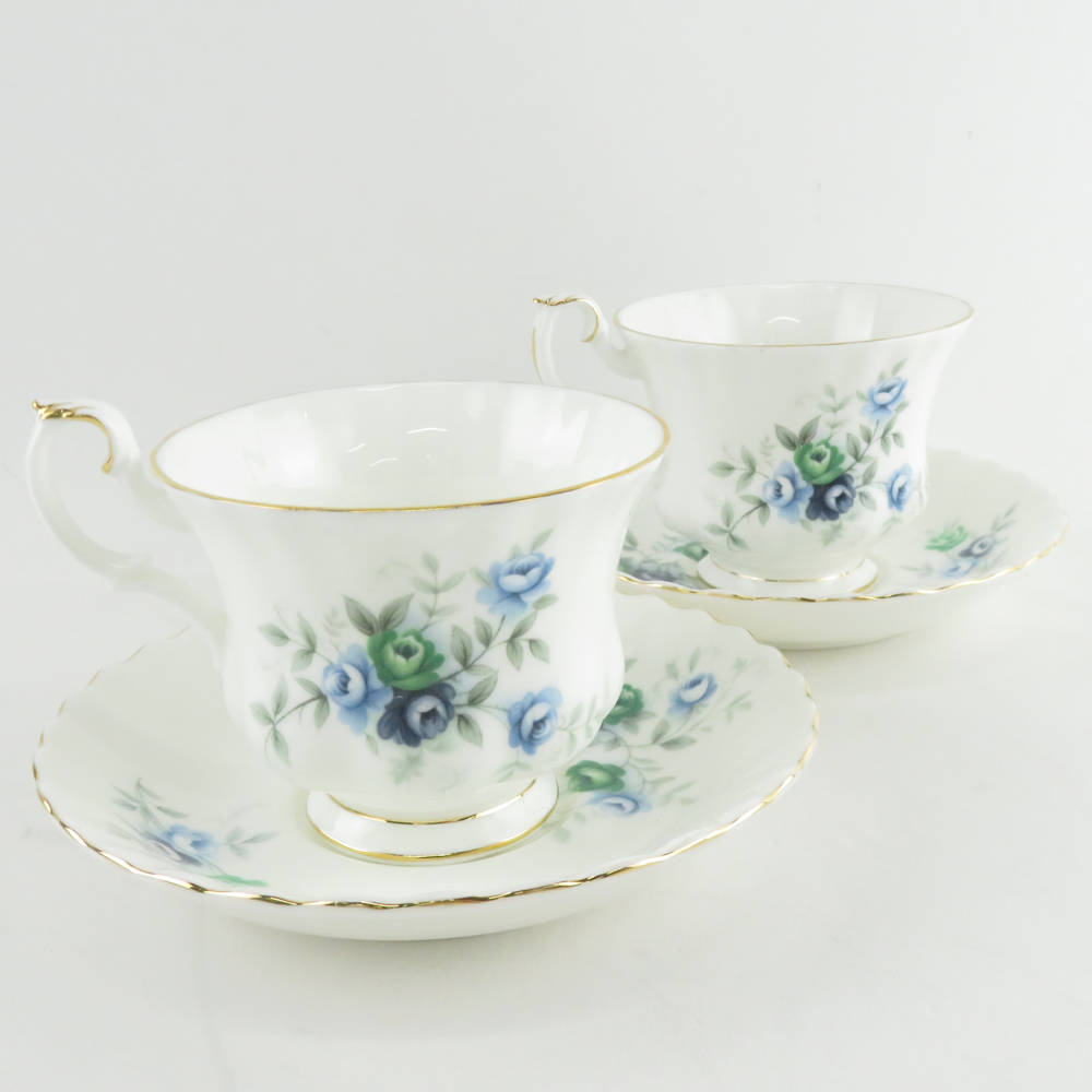 美品 ROYAL ALBERT ロイヤルアルバート INSPIRATION インスピレーション カップ＆ソーサー 2客 ペア ティー 紅茶 青 薔薇 ローズ SU5931C_画像2