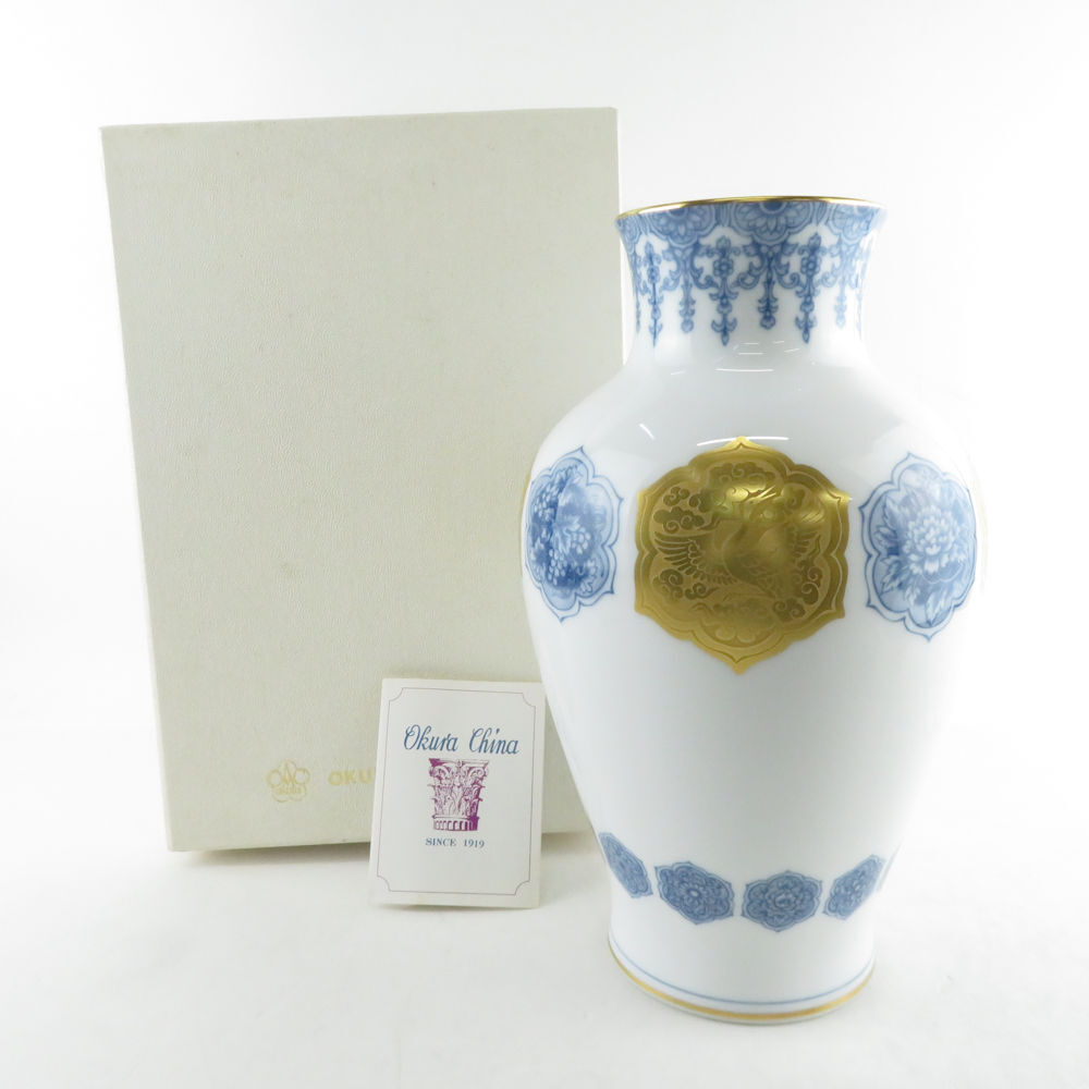 美品 OKURA 大倉陶園 呉須金蝕雲鶴鯉紋 花瓶 フラワーベース 美品 OKURA 大倉陶園 呉須金蝕雲鶴鯉紋 花瓶 フラワーベース